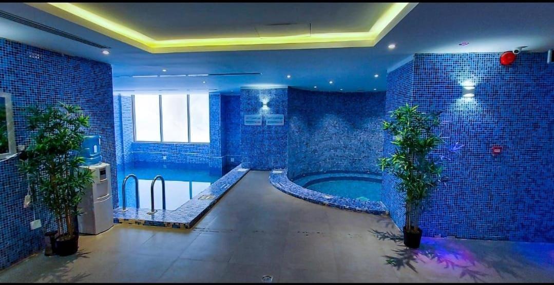 Shka Fakhra Balkhbr - hi Alhamraa Otel El-Huber Dış mekan fotoğraf